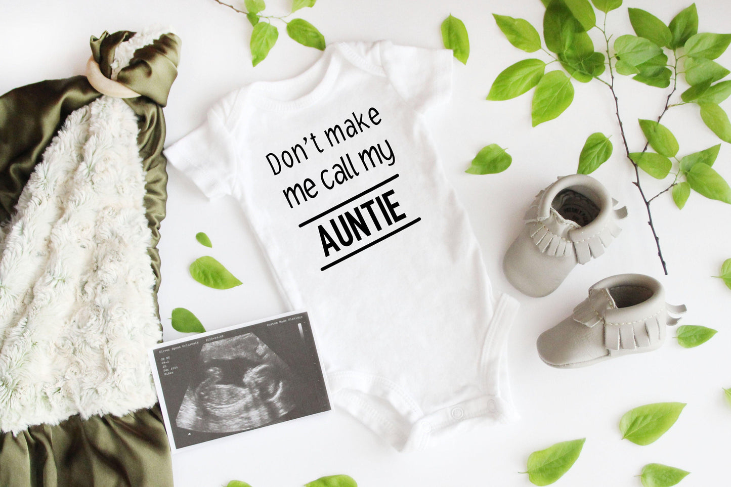 Don't Make me Call my Auntie Bodysuit,  Aunt Baby Shower Gift, Auntie's Baby, Unisex Bodysuit, Custom Bodysuit, Personalized Bodysuit