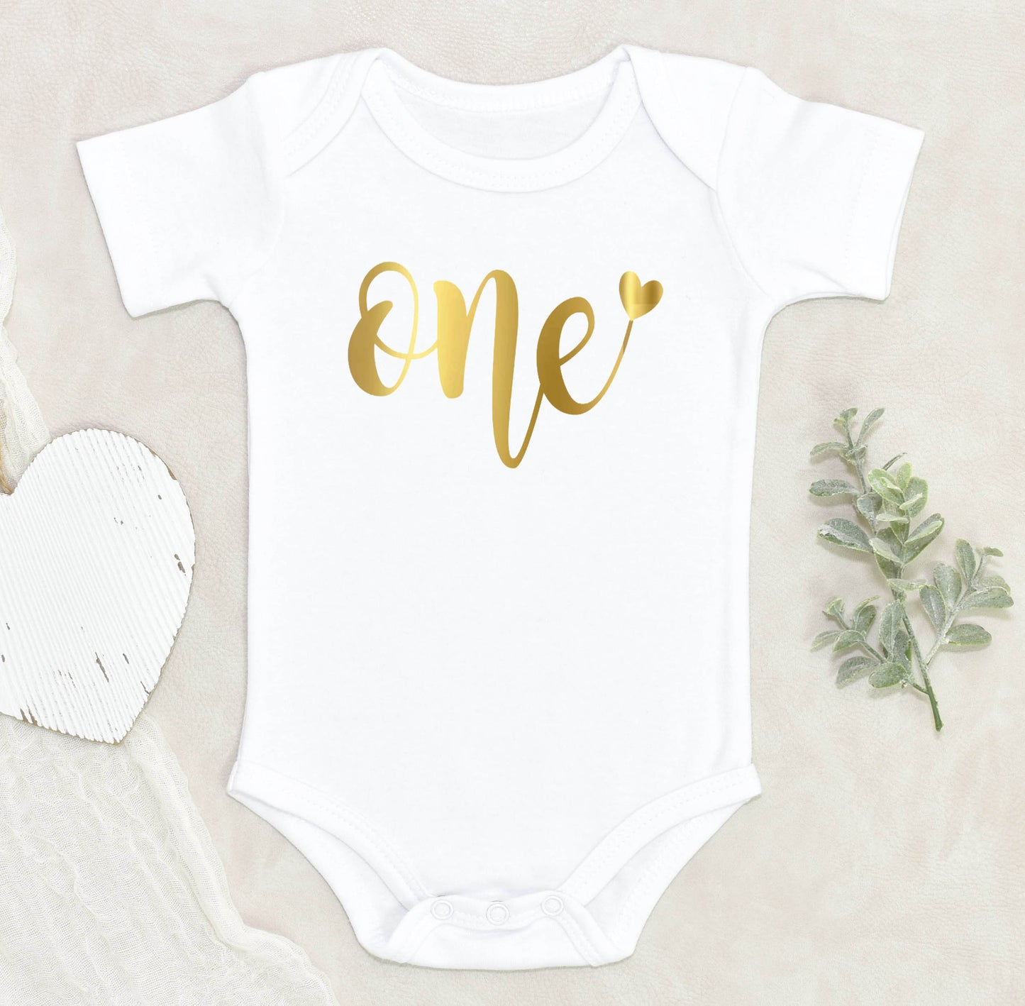 One Heart Bodysuit, First Birthday Bodysuit, Cake Smash, First Birthday Shirt, 1st Birthday Outfit, One Birthday Bodysuit, Personalized