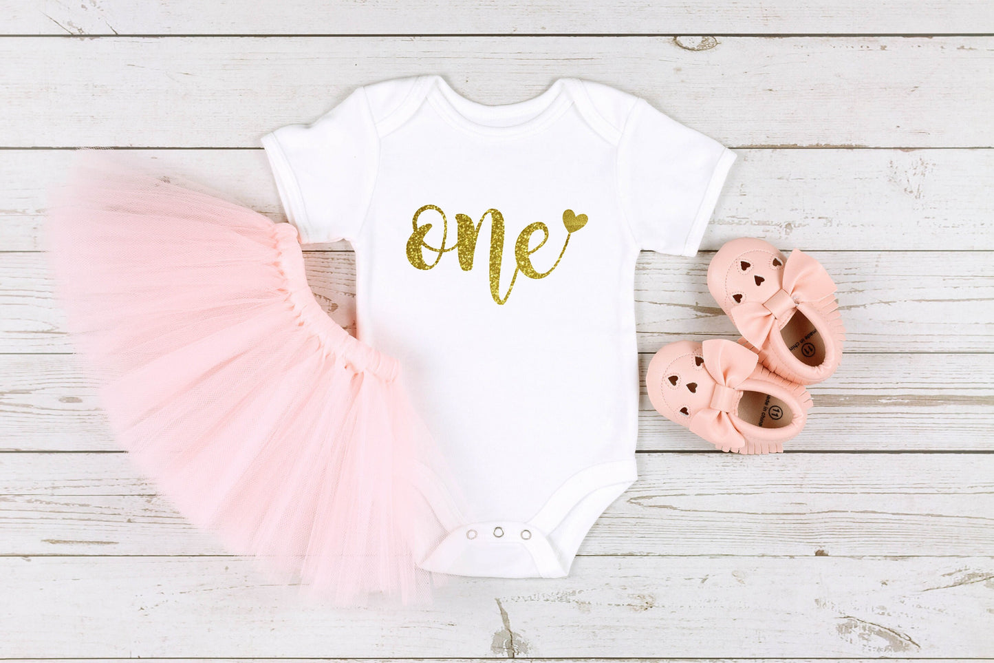 One Heart Bodysuit, First Birthday Bodysuit, Cake Smash, First Birthday Shirt, 1st Birthday Outfit, One Birthday Bodysuit, Personalized